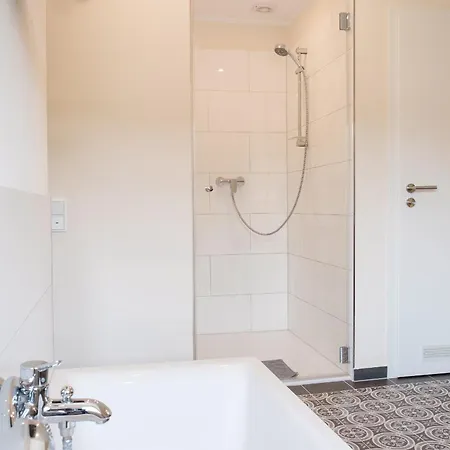 Eifellust 3* Schalkenmehren