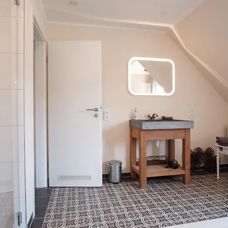 Eifellust 3* Schalkenmehren