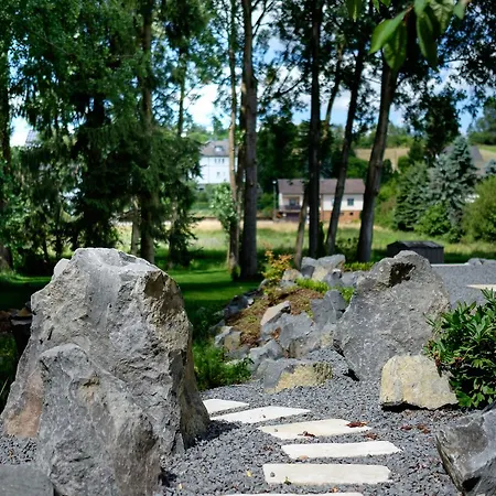 Eifellust 3* Schalkenmehren