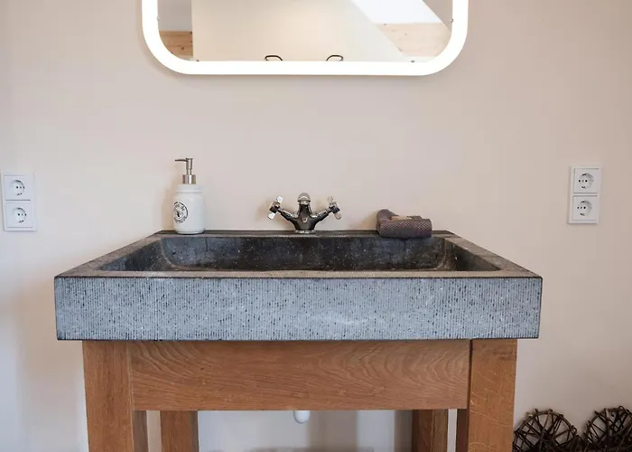 Eifellust Отель Шалькенмерен