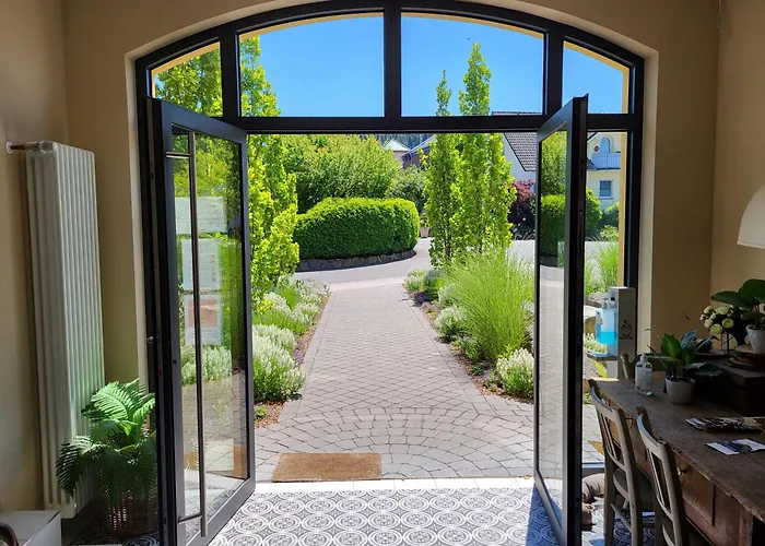 Отель Eifellust Шалькенмерен