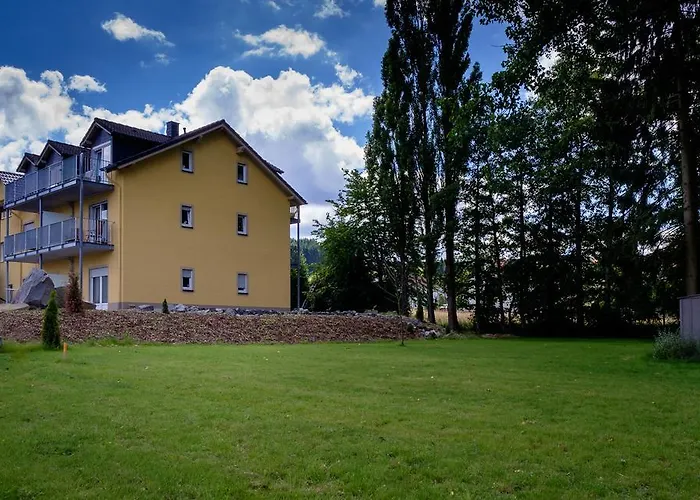 Отель Eifellust 3*